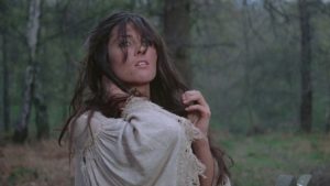 Caroline Munro en CAPITÁN KRONOS, CAZADOR DE VAMPIROS