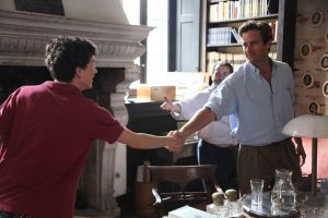 Call Me By Your Name Elio conoce a Oliver en CALL ME BY YOUR NAME