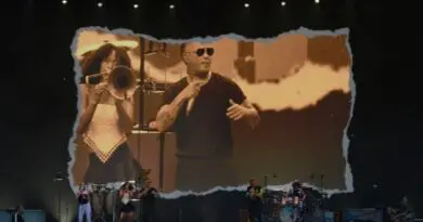 Alejandro Sanz conquista el Metropolitano con un repaso a tres décadas de música