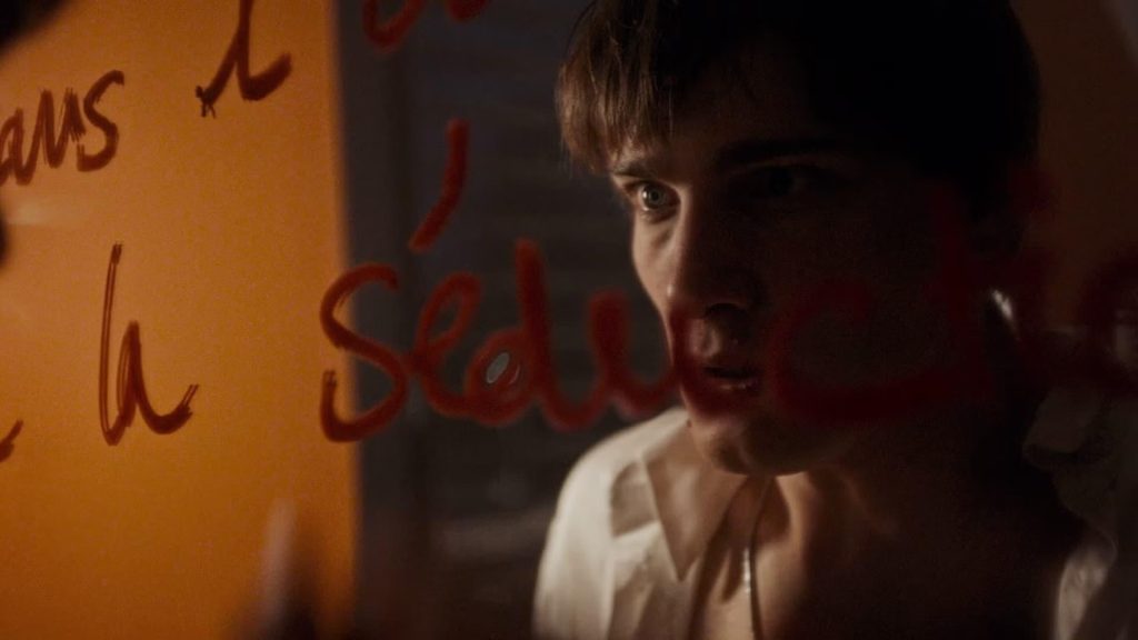 Romain (Milton Riche) al comienzo de su noche loca