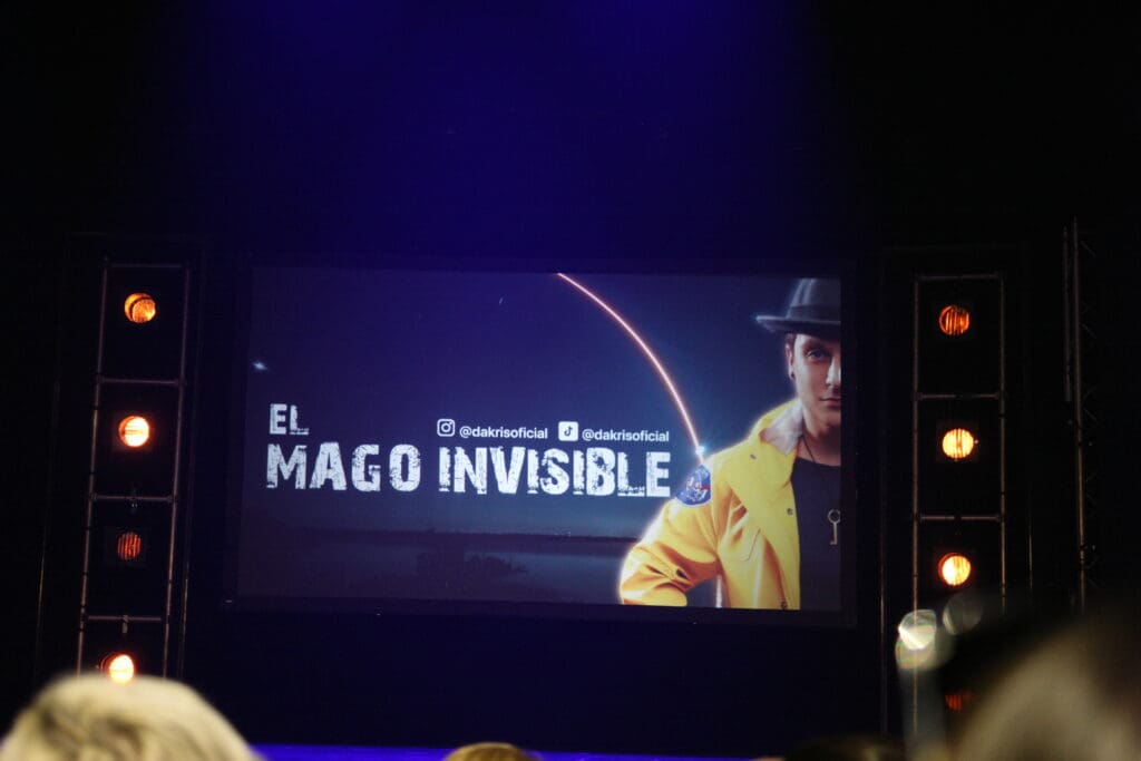 El mago invisible