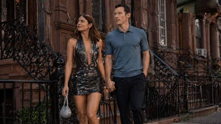 Monica Barbaro y Callum Turner son los protagonistas de la película, Una noche al año