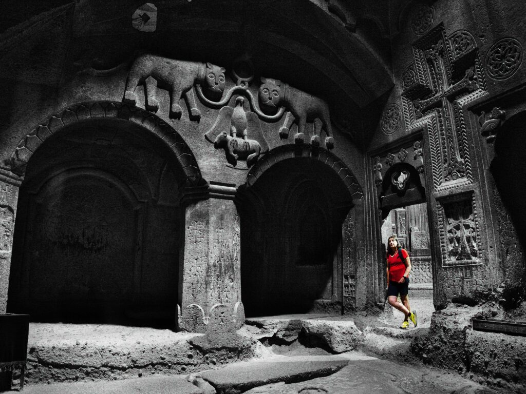 TOP 5 ARMENIA Monasterio de Geghard